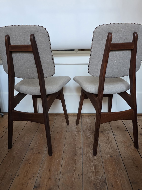Set aus 2 Mid-Century Modern Esszimmerstühle – Vollständig restauriert in Naturleinen – Wood (photo 11 of 13)