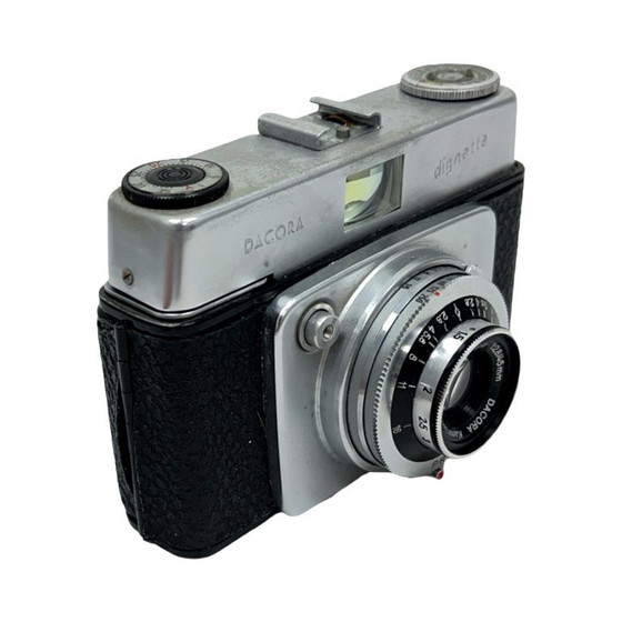 Image 1 of Appareil photo allemand DACORA DIGNETTE 1:2.8/45mm, années 1950/1960. En bon état de fonctionnement.