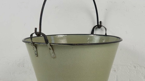 Caldero antiguo esmaltado verde (c.1920) – Objetos decorativos, Metal, Rustic (photo 3 of 9)