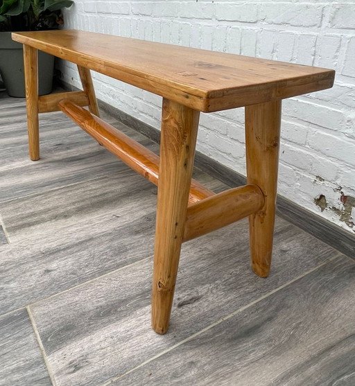 Panca vintage realizzata con pallet riciclati