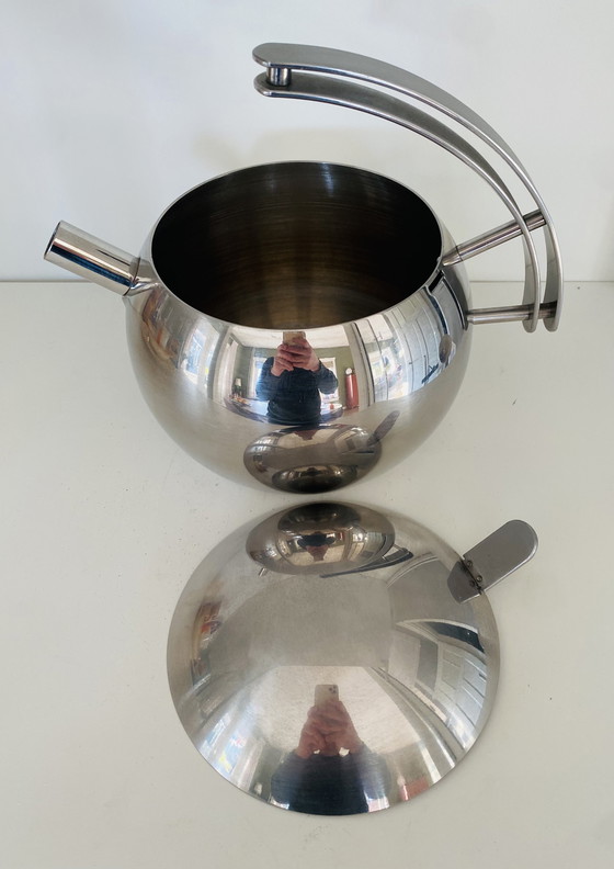 Image 1 of Teiera dal design italiano Space Age