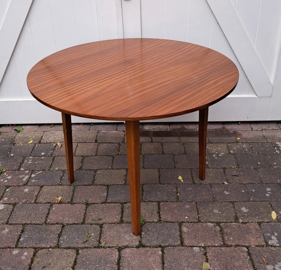 Tavolo da pranzo rotondo di design danese – Tavoli da pranzo, Wood (photo 5 of 6)