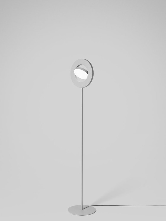 Image 1 of JAPTH Signum floor lamp with swivel spotlight in black