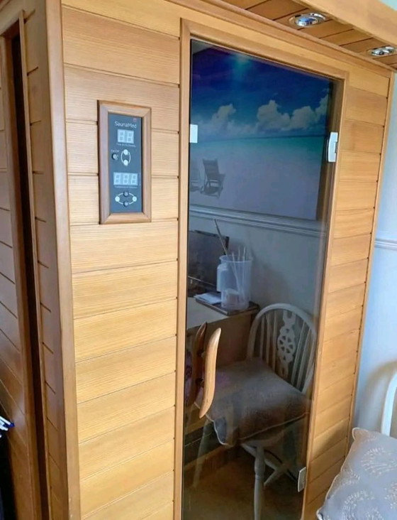 Image 1 of SAUNA elettrica a infrarossi in legno