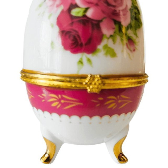 Vintage porcelain egg jewelry box, Limoges style, floral, gold hinge, 1980s – Decorative Objects, Brass (photo 7 of 10)