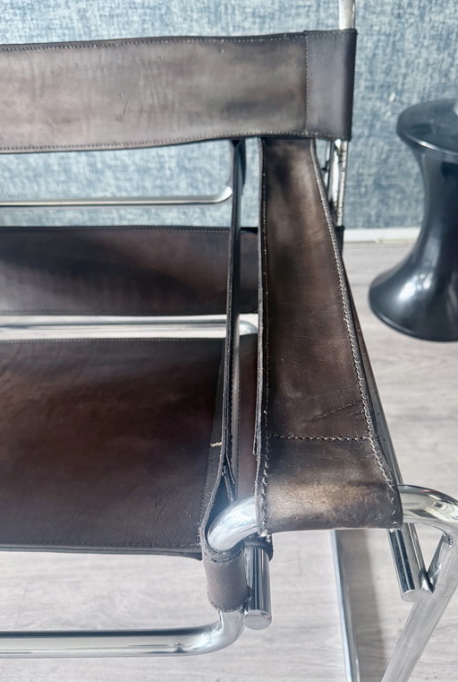 Vintage Wassily B3 — Marcel Breuer pour Fasem