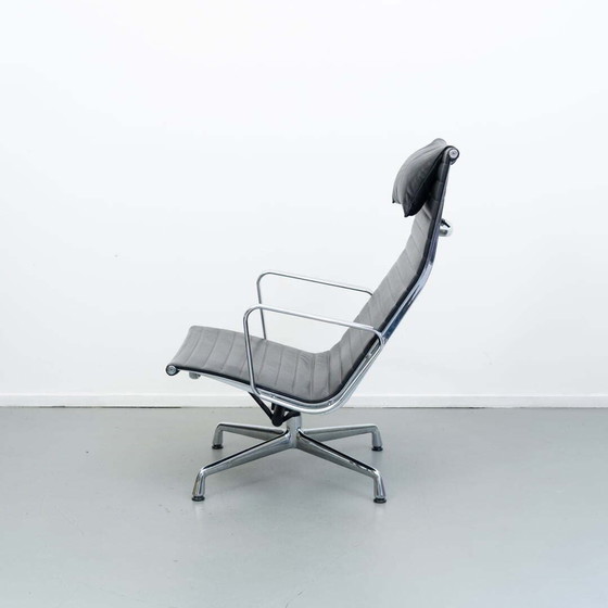 Fauteuil inclinable Vitra. – Fauteuils de relaxation, Chrome, Leather (photo 3 of 5)