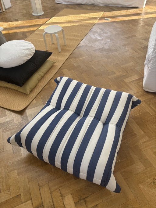 Pouf Togo Ligne Roset