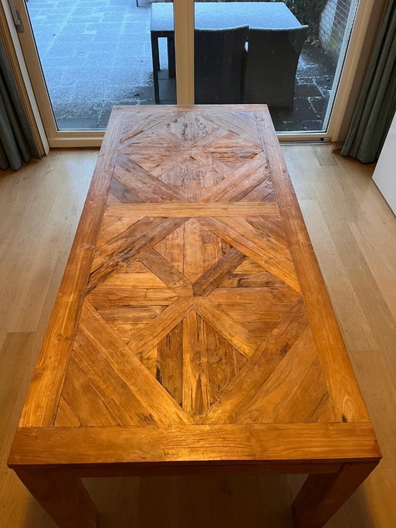 Image 1 of Table à manger et table basse uniques en teck massif