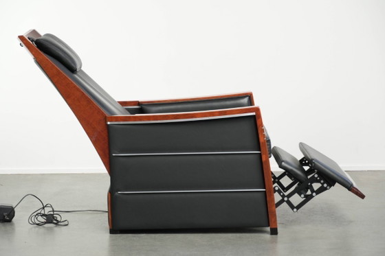 Image 1 of Schuitema Art Deco design relaxfauteuil uit de Decoforma serie met zwart rundleer