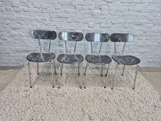 Lot de 4 Chaises de Cuisine Vintage Brabantia, Formica Effet Marbre Noir avec Accent Doré, Pays-Bas, Années (photo 2 of 8)