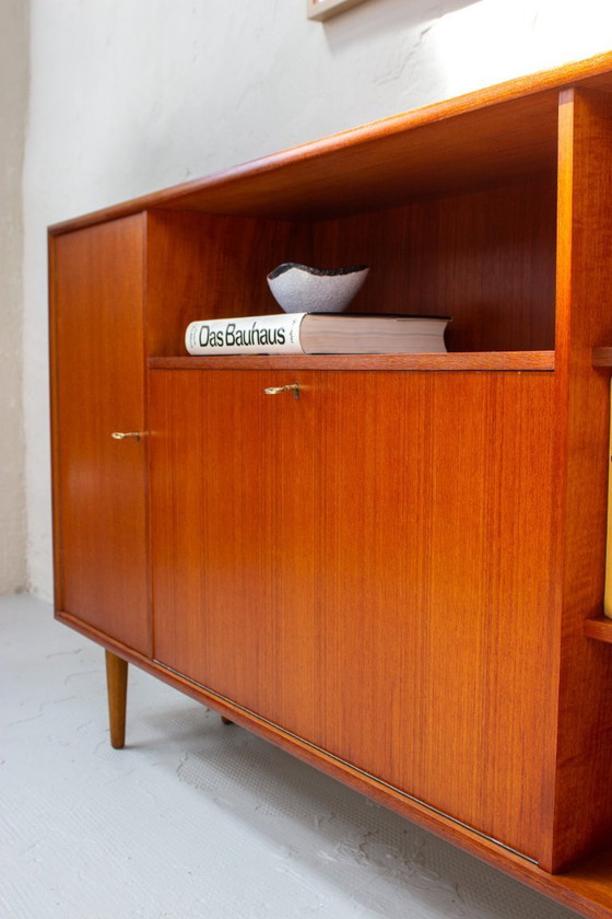 Image 1 of Vintage teakhouten dressoir/commode, Deens, midden 20e eeuw, jaren 60.