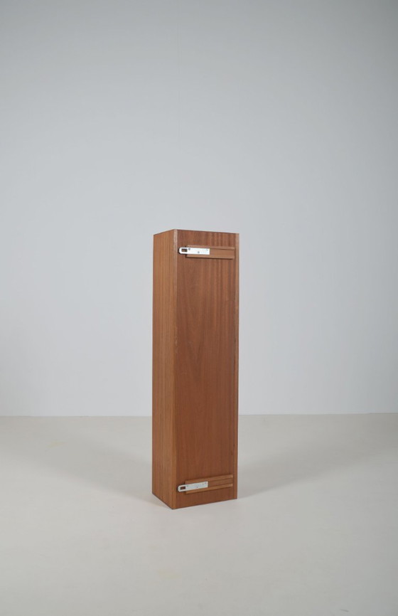 Image 1 of Dänisches Wandregal aus massivem Teakholz, 1970er Jahre