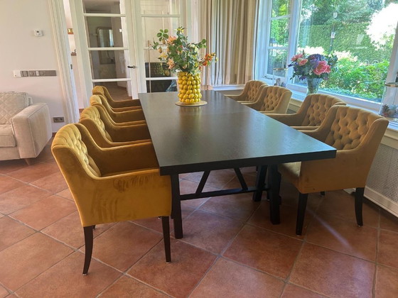 Image 1 of Table de salle à manger en chêne noir mat pour 8 personnes