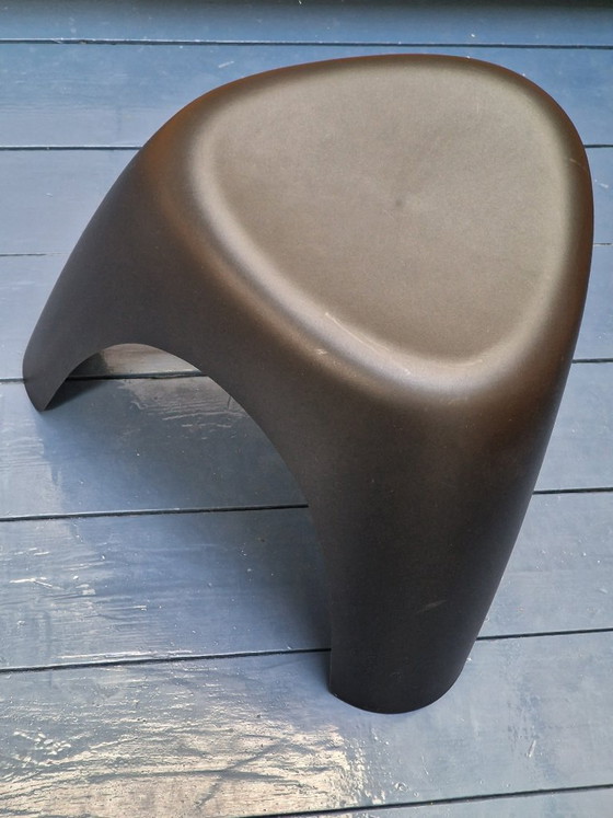 Black Elephant Stool Sori Yanagi / Vitra – Plastic (photo 9 of 10)