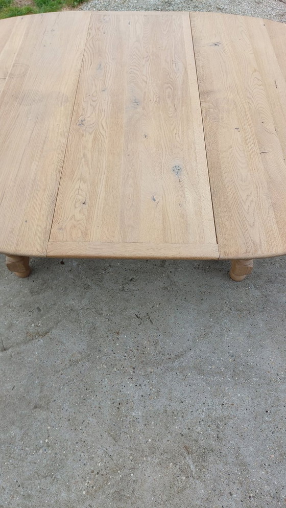 Image 1 of Large oval table in solid oak