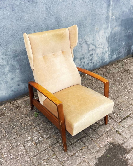 Image 1 of Vintage 1950s ear chair
