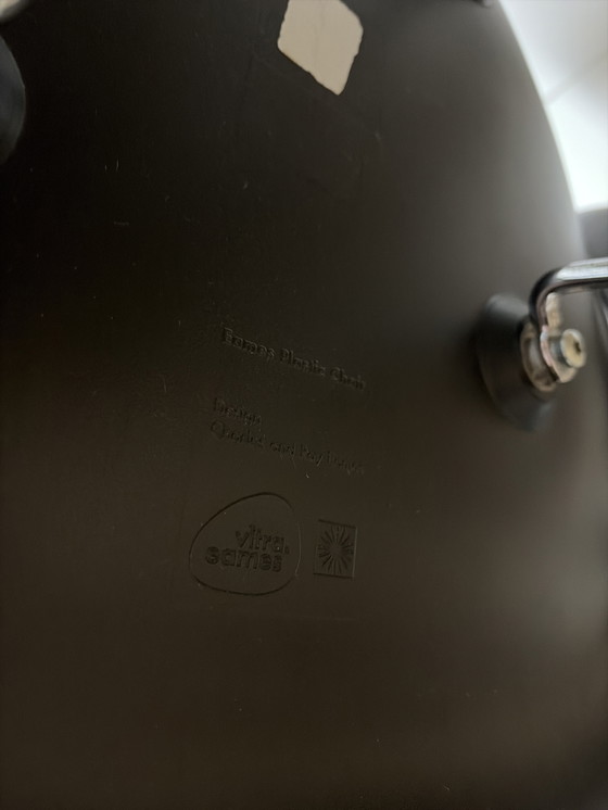 Image 1 of 5x Vitra Eames DSR stoel verchroomd onderstel, DEEP Black