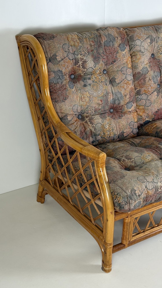 Image 1 of Canapé deux places original vintage tropical chic en bambou et rotin