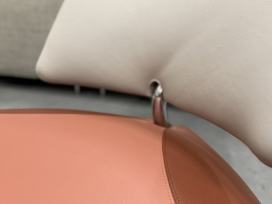 Image 1 of Leolux Pallone Fauteuil Senso Cuir Rose