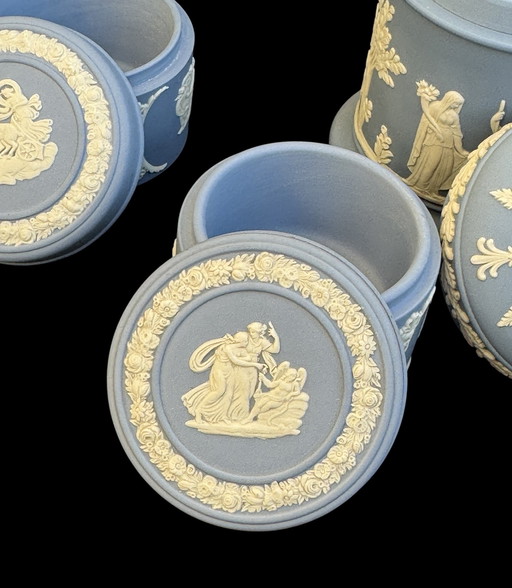 3 boîtes couvertes porcelaine Wedgwood 