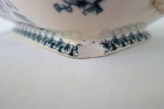 Image 1 of Sopera pequeña de tierra de hierro Gien Capucines