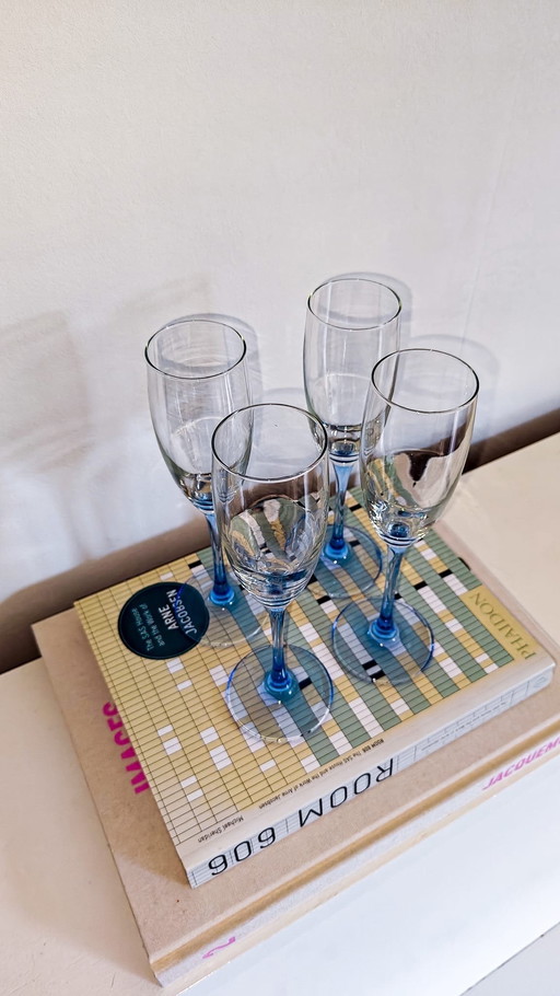 4x Champagne Glasses Luminarc France Light Blue Steel