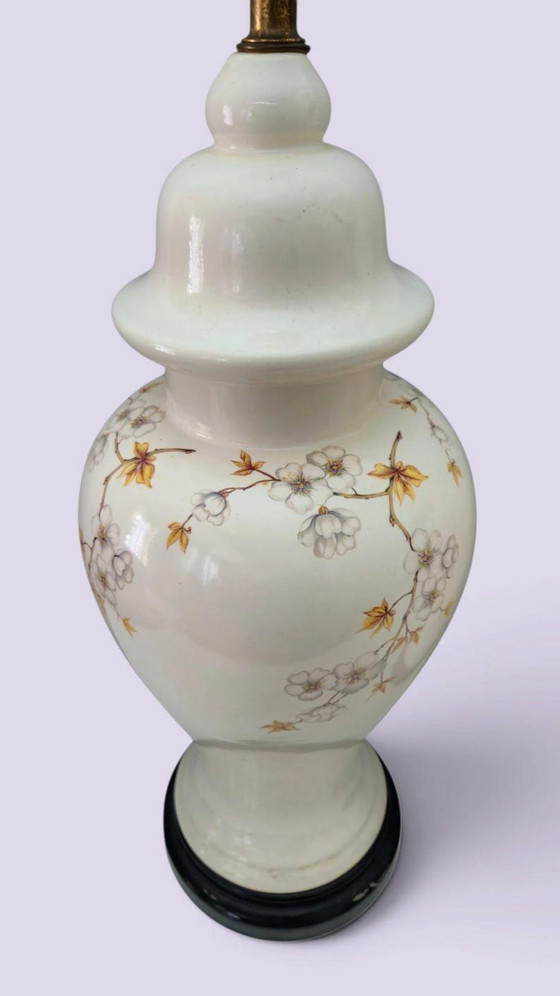 Set of Luxurious Japanese Chinoiserie Table lamps – Porcelain (photo 7 of 13)