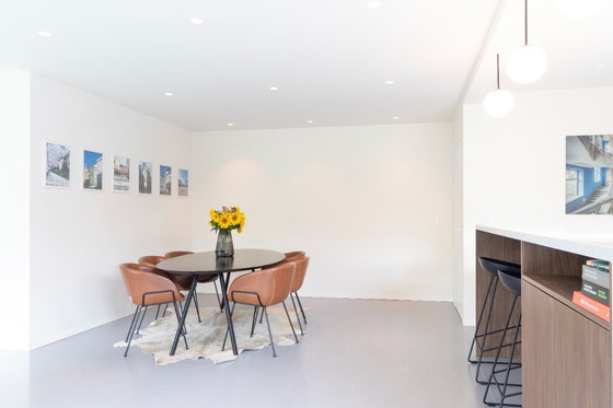 Image 1 of Studio Henk ovalen tafel New Classic