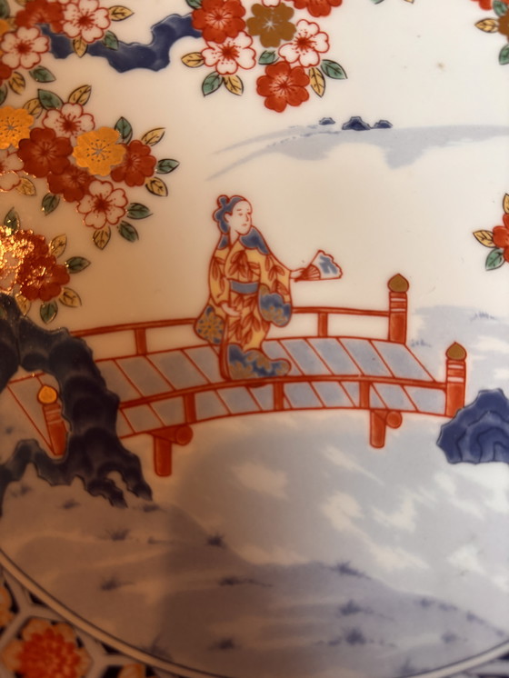Image 1 of Imari bord Lady on a bridge 1980