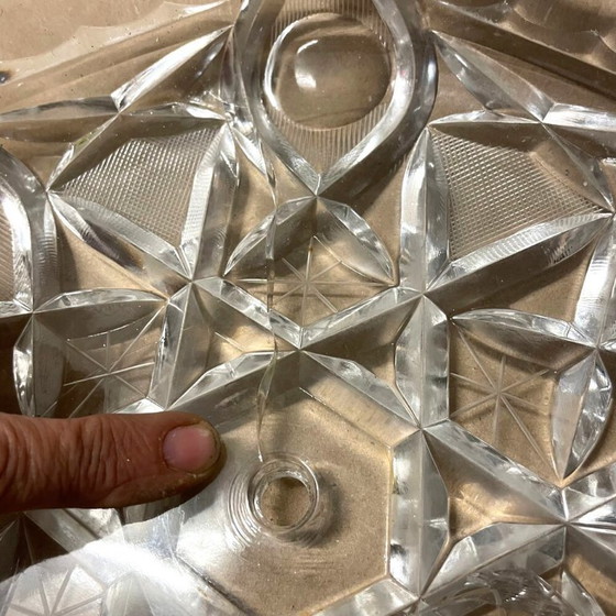 Lampada a sospensione in stile moderno italiano a forma di UFO, con vetro tagliato e cromo, anni '70. (photo 15 of 15)