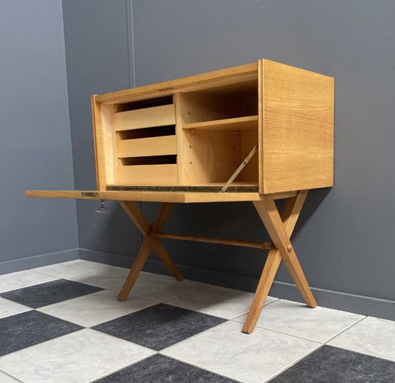 Image 1 of Klein houten minibureau uit de jaren 70