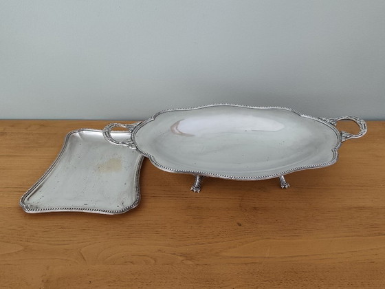 Image 1 of Centrotavola antico in metallo argentato