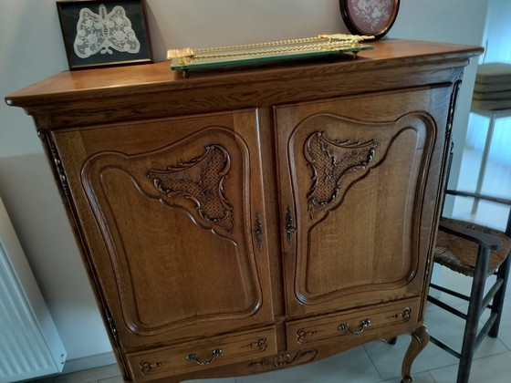 Armoire de rangement en bois avec sculptures, Armoires de rangement, Métal, Marron, Klassiek (photo 2 sur 7)