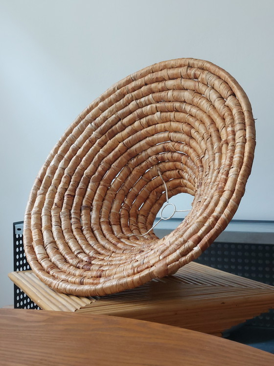 Image 1 of Lámpara de mimbre estilo bohemio con pantalla tejida excepcionalmente grande