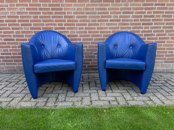 Image 1 of 2x Leolux Carabita armchairs cobalt blue leather