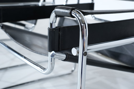 Image 1 of Pair of Wassily armchairs by Marcel Breuer for Knoll International - 1990s