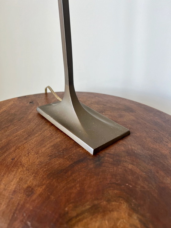 Art Deco brass table lamp. France, early 20th Century – Lighting, Porcelain (photo 3 of 12)