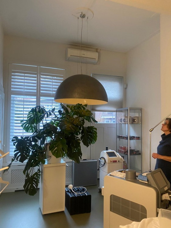 Image 1 of Kunstlicht-Lampenbecher 100 cm Durchmesser Fiberglas