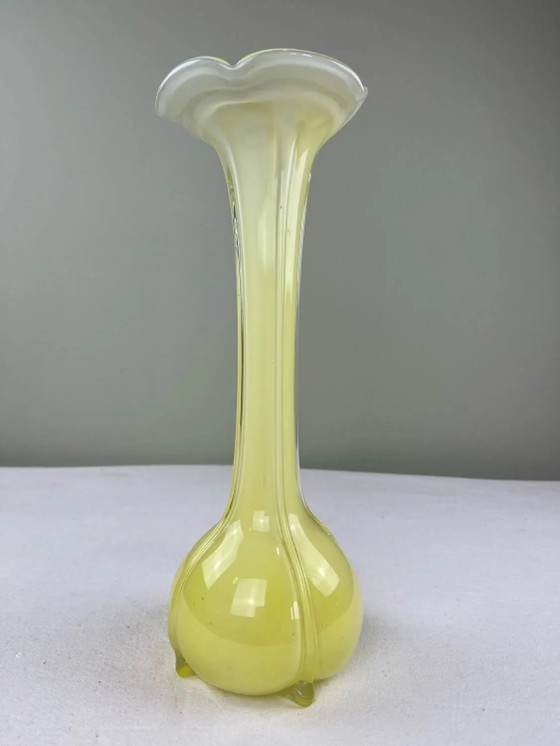 Yellow corolla vase – Crystal, Glass, Retro (photo 2 of 8)