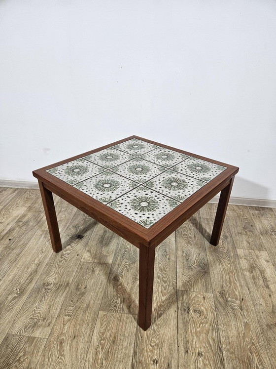 Teak Table with Ceramics, Denmark, 1960s – Coffee table books, Wood, Scandinavian (photo 8 of 14)