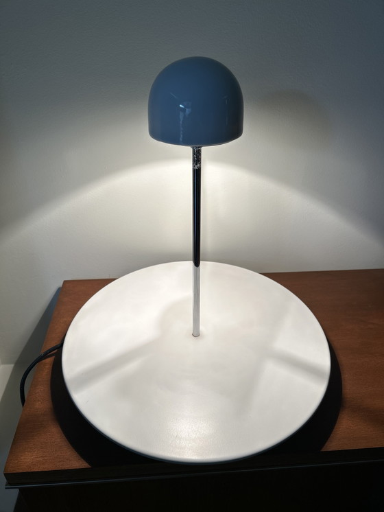 Image 1 of Lampada da tavolo Nemea – Magistretti per Artemide – Design italiano anni '80