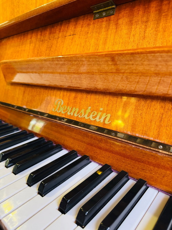 Pianoforte Bernstein – un particolare richiamo visivo con carattere – Credenze, Legno, Ottone (photo 3 of 15)