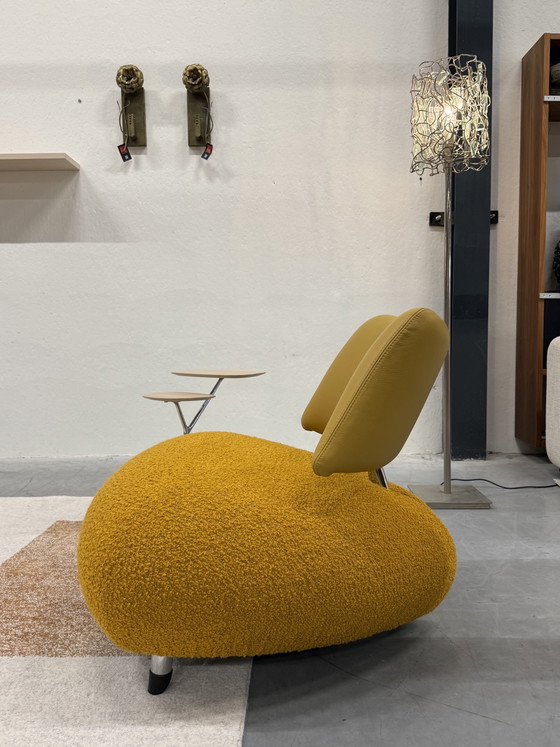 Image 1 of Leolux Pallone Armchair Yellow fabric leather
