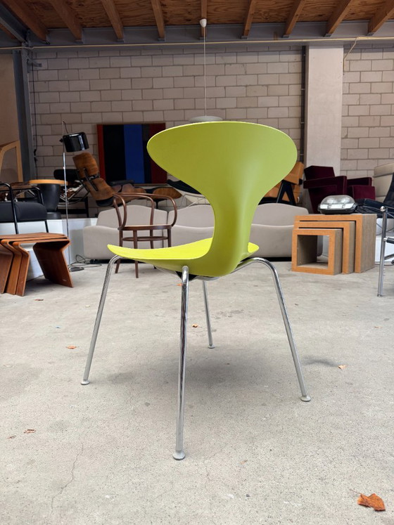 Bernhardt Design Orbit chair, Ross Lovegrove (Bestand: 3) – Stühle und Loungesessel, Kunststoff, Chrom (photo 8 of 11)