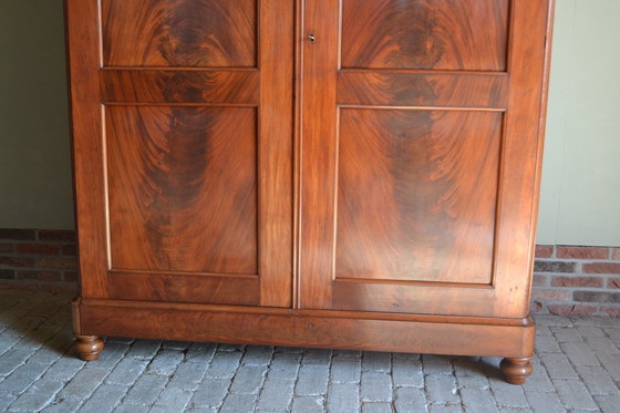 Image 1 of Antieke mahonie houten kledingkast, garderobekast.