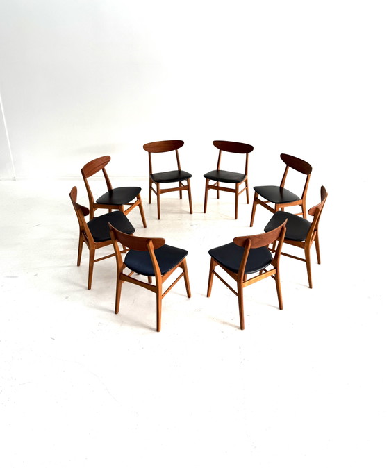 Set van 8 vintage eetkamerstoelen, Farstrup Møbler ‘60 – Wood, Skai (photo 4 of 13)