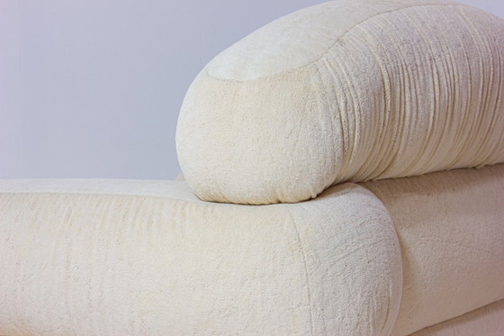 Image 1 of Elegantes sillones italianos en tela color crema, años 70