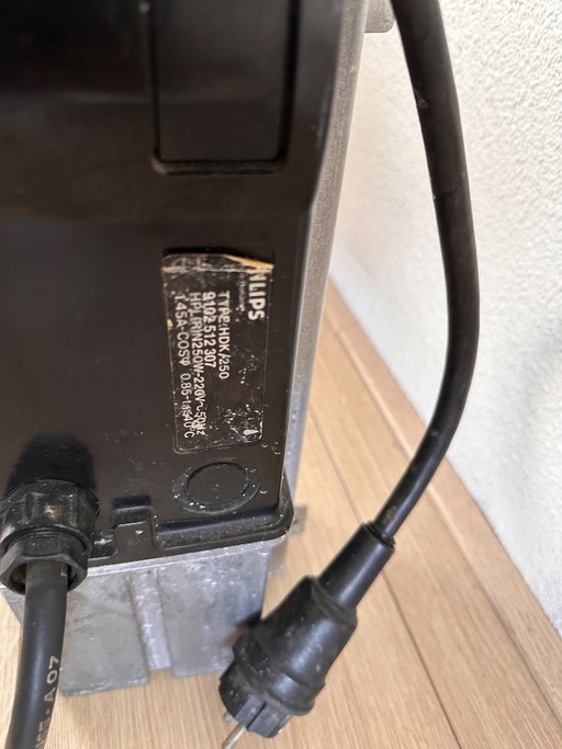 Industrial Phillips HDK lamp