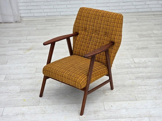 Image 1 of Fauteuil danois des années 1960, revêtement en laine, bois de teck, bois de chêne.